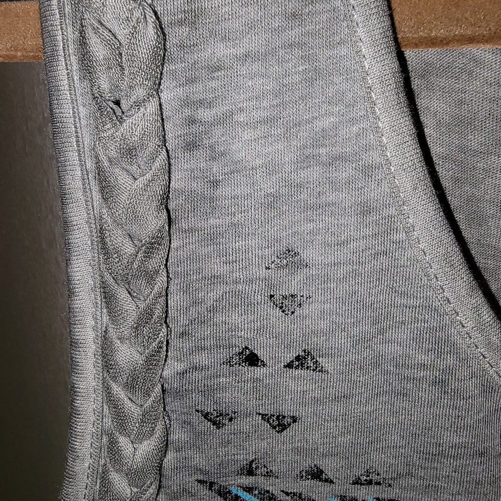 Maurice's Western Sleeveless top w/ silver mini studs multi colored size L NWOT - Picture 5 of 10